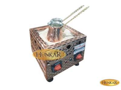 BAKIR İŞLEMELİ ELEKTRİKLİ BAKIR CEZVELİ KUMDA KAHVE 25X25X22 CM KÜÇÜK EBATLI